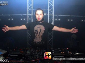 DJ STEVIE M